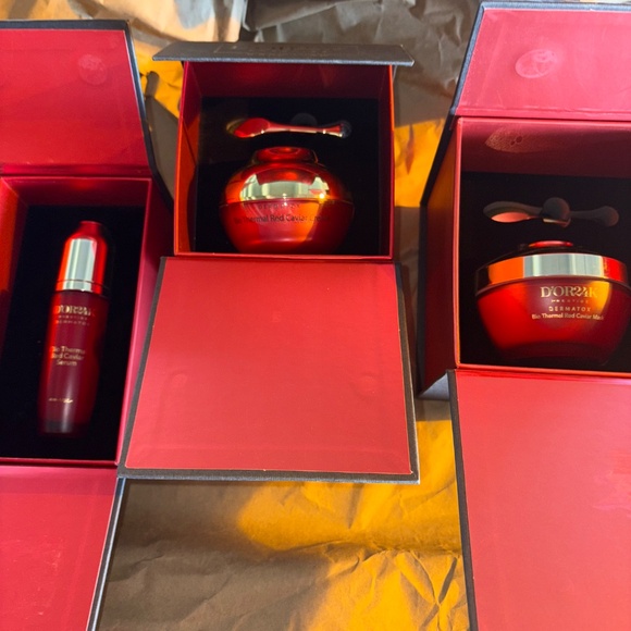 Dior 24K prestige red caviar set - Picture 3 of 9